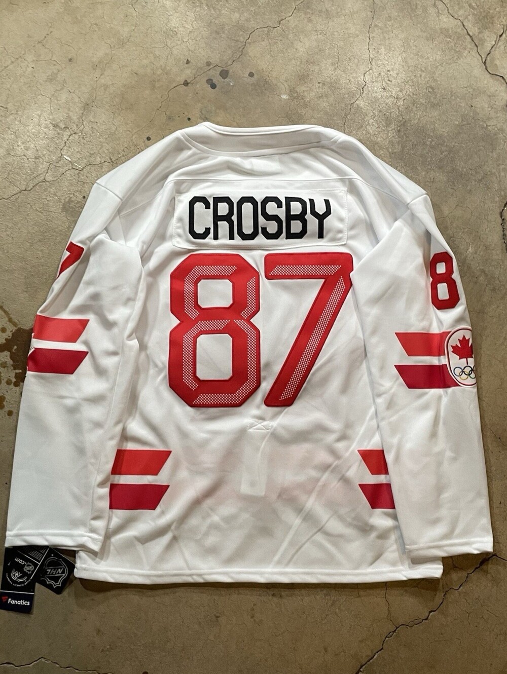 Sidney Crosby Team Canada White Olympic Jersey - NWT - M